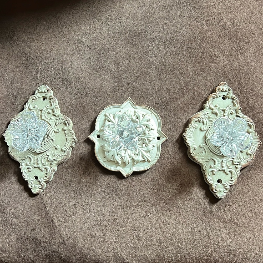 Two’s Company decorative hangers